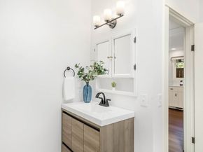 2423 3rd Avenue W, Seattle WA 98119