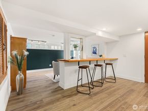 2423 3rd Avenue W, Seattle WA 98119