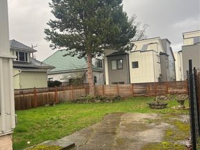 214 23rd Avenue, Seattle WA 98122