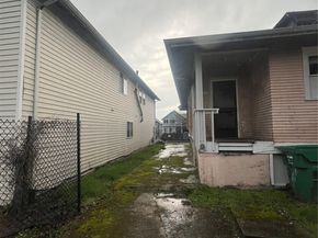 214 23rd Avenue, Seattle WA 98122