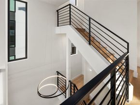 5244 23rd Avenue SW, Seattle WA 98106