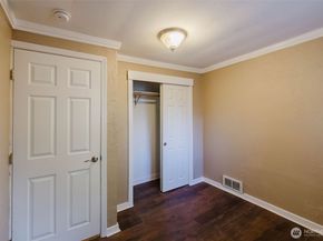 1104 E 31st Street, Bremerton WA 98310