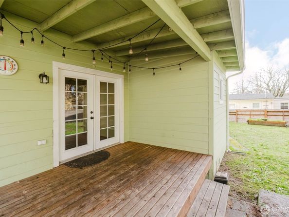 1104 E 31st Street, Bremerton WA 98310