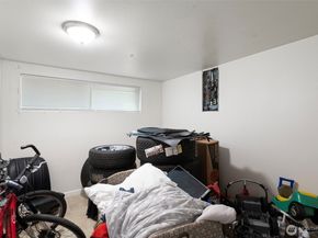 216 S 173rd Place, Burien WA 98148