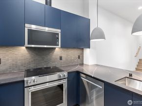 10734 Interlake Avenue N, Seattle WA 98133