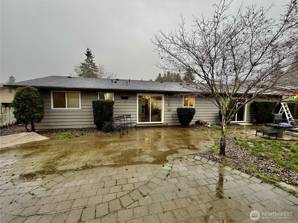 6208 Sycamore Place, Everett WA 98203