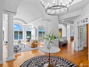 2819 E Lake Sammamish Parkway NE, Sammamish WA 98074