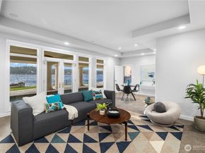 2819 E Lake Sammamish Parkway NE, Sammamish WA 98074