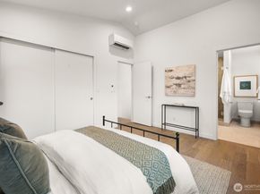 713 B N 70th Street, Seattle WA 98103