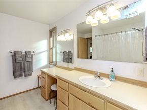 1121 Shelton Avenue SE, Renton WA 98058