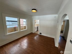 811 NE 66th Street, Seattle WA 98115