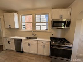 811 NE 66th Street, Seattle WA 98115