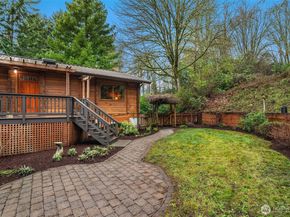 8121 SW 222nd Place, Vashon WA 98070