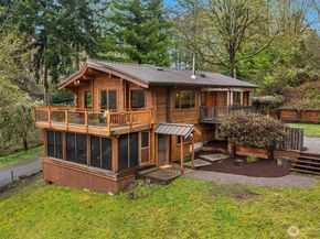 8121 SW 222nd Place, Vashon WA 98070