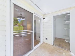 11002 SE Petrovitsky Road I102, Renton WA 98055