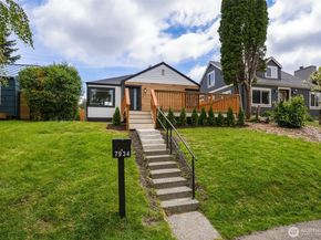7934 20th Avenue SW, Seattle WA 98106