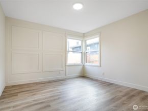 7934 20th Avenue SW, Seattle WA 98106