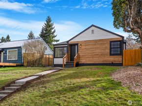 7934 20th Avenue SW, Seattle WA 98106