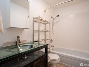 12701 NE 9th Place D209, Bellevue WA 98005