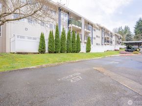 12701 NE 9th Place D209, Bellevue WA 98005