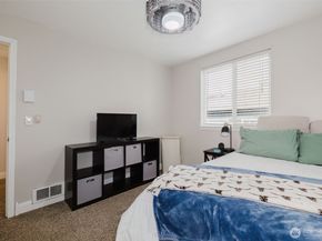 1325 SE Casandra Loop, Port Orchard WA 98366