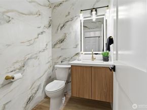 8828 NE 152nd Street, Kenmore WA 98028