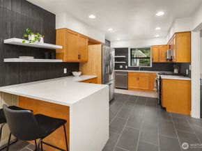 4711 Castle Lane, Everett WA 98203