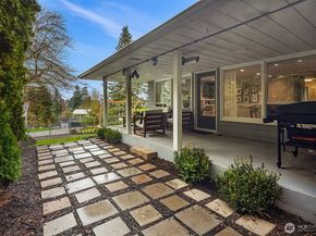 4711 Castle Lane, Everett WA 98203