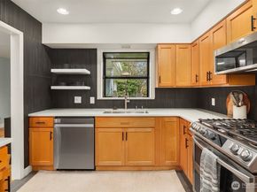 4711 Castle Lane, Everett WA 98203