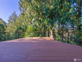 2635 109th Place NE, Bellevue WA 98004