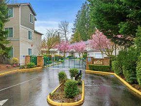 12530 Admiralty Way H102, Everett WA 98204