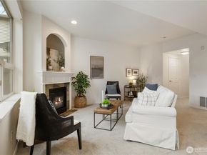 12530 Admiralty Way H102, Everett WA 98204