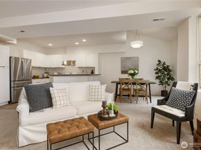 12530 Admiralty Way H102, Everett WA 98204