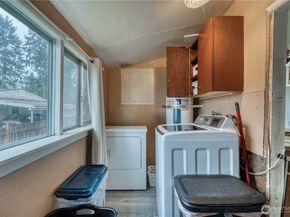 114 Kendall Street, Port Orchard WA 98366