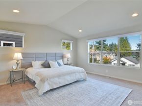 218 SW 96th Lane, Seattle WA 98106