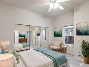 1504 Aurora Ave N 504, Seattle WA 98109