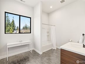 18111 84th Avenue W, Edmonds WA 98026
