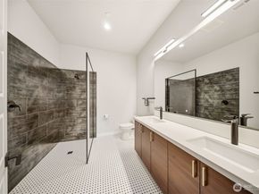 18111 84th Avenue W, Edmonds WA 98026