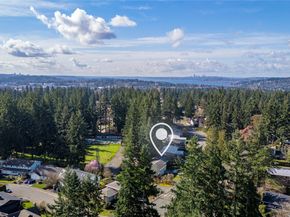 11903 NE 142nd Place, Kirkland WA 98034