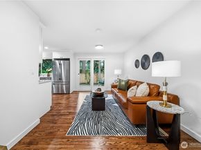 11903 NE 142nd Place, Kirkland WA 98034