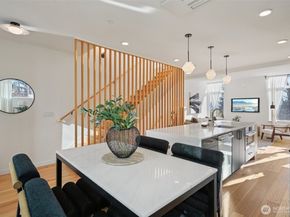 515 Howe A, Seattle WA 98109