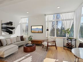 515 Howe A, Seattle WA 98109