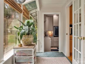 15528 186th Avenue NE, Woodinville WA 98072