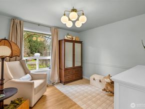 15528 186th Avenue NE, Woodinville WA 98072