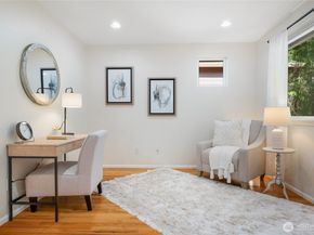 10790 221st Lane NE 28, Redmond WA 98053