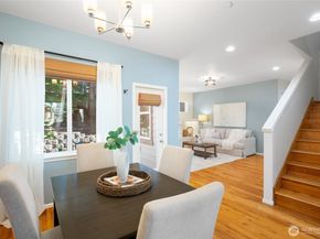 10790 221st Lane NE 28, Redmond WA 98053