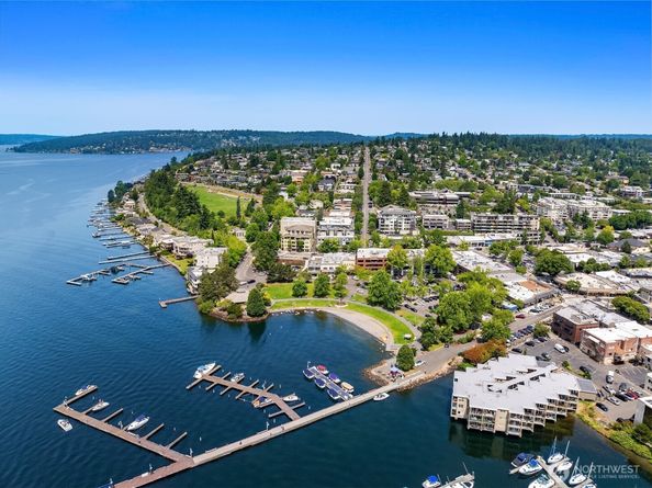 122 S State Street 207 E, Kirkland WA 98033