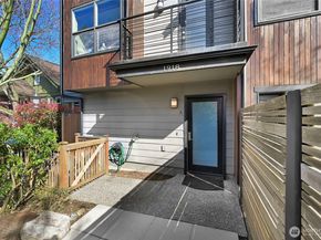 1918 N 46th Street A, Seattle WA 98103