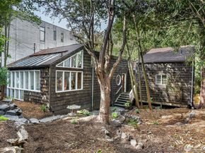 9521 25th Avenue NW, Seattle WA 98117