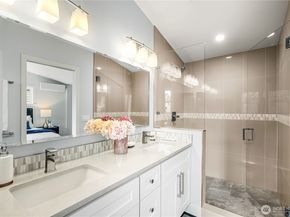 6555 27th Avenue NE, Seattle WA 98115